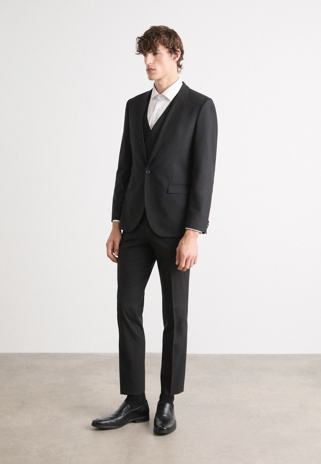 Formal Men's Suits Slim Fit 3 Pieces Notch Lapel Tuxedos (Blazer+Vest+ Pant)