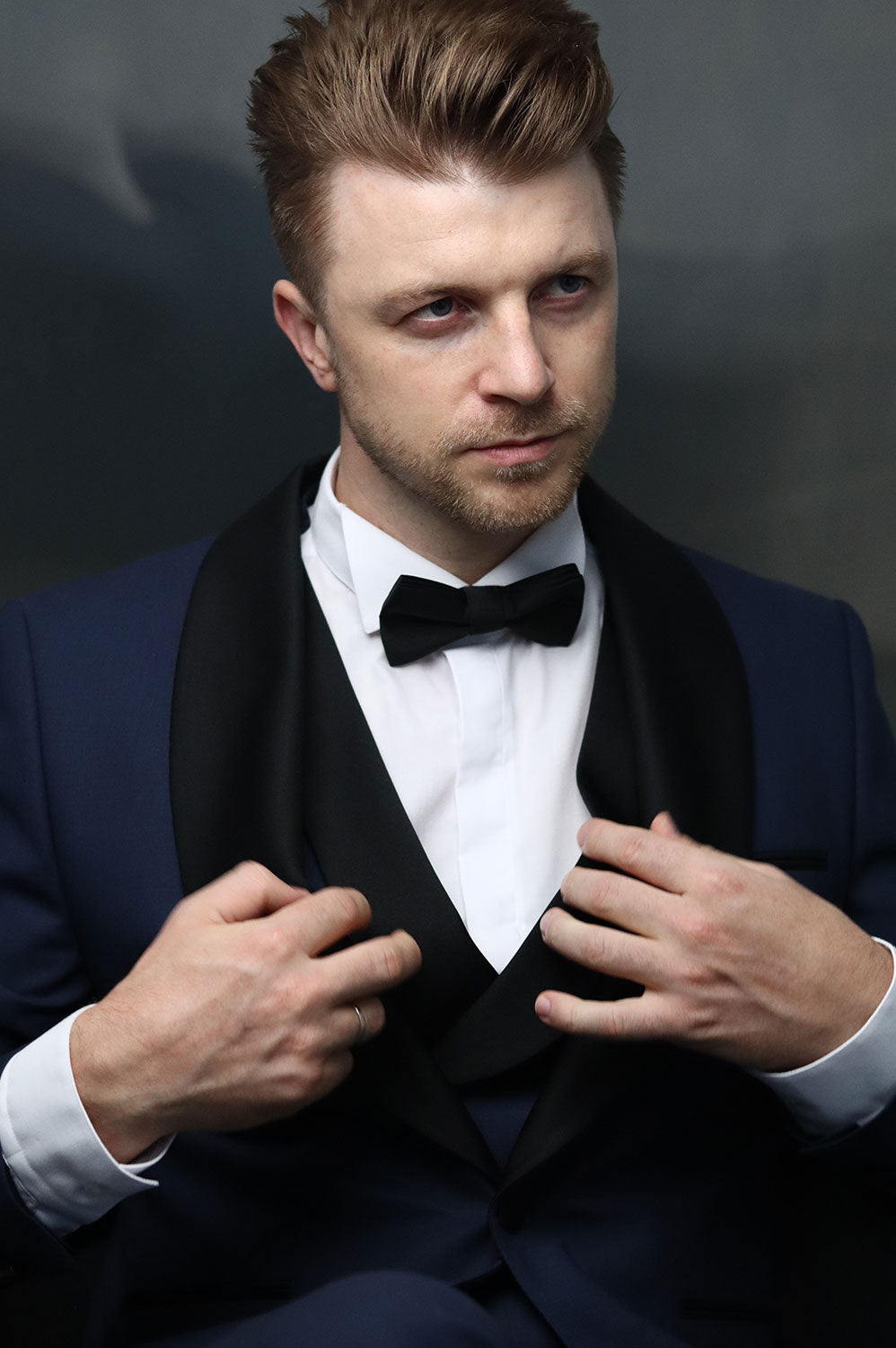 Fashion 3 Pieces Mens Suit Flat Shawl Lapel Tuxedos (Blazer+vest+Pants) mens event wear