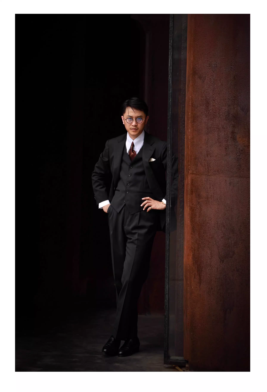 Fashion Men's 3 Pieces Flat Peak Lapel Tuxedos For Party (Blazer+vest+Pants) mens event wear