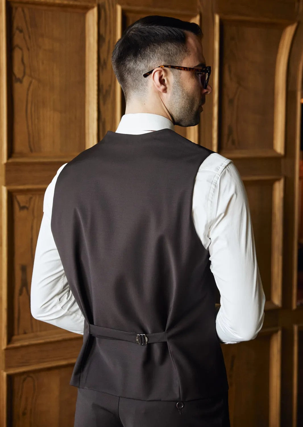 Fashion Men's 3 Pieces Flat Peak Lapel Tuxedos For Party (Blazer+vest+Pants) mens event wear