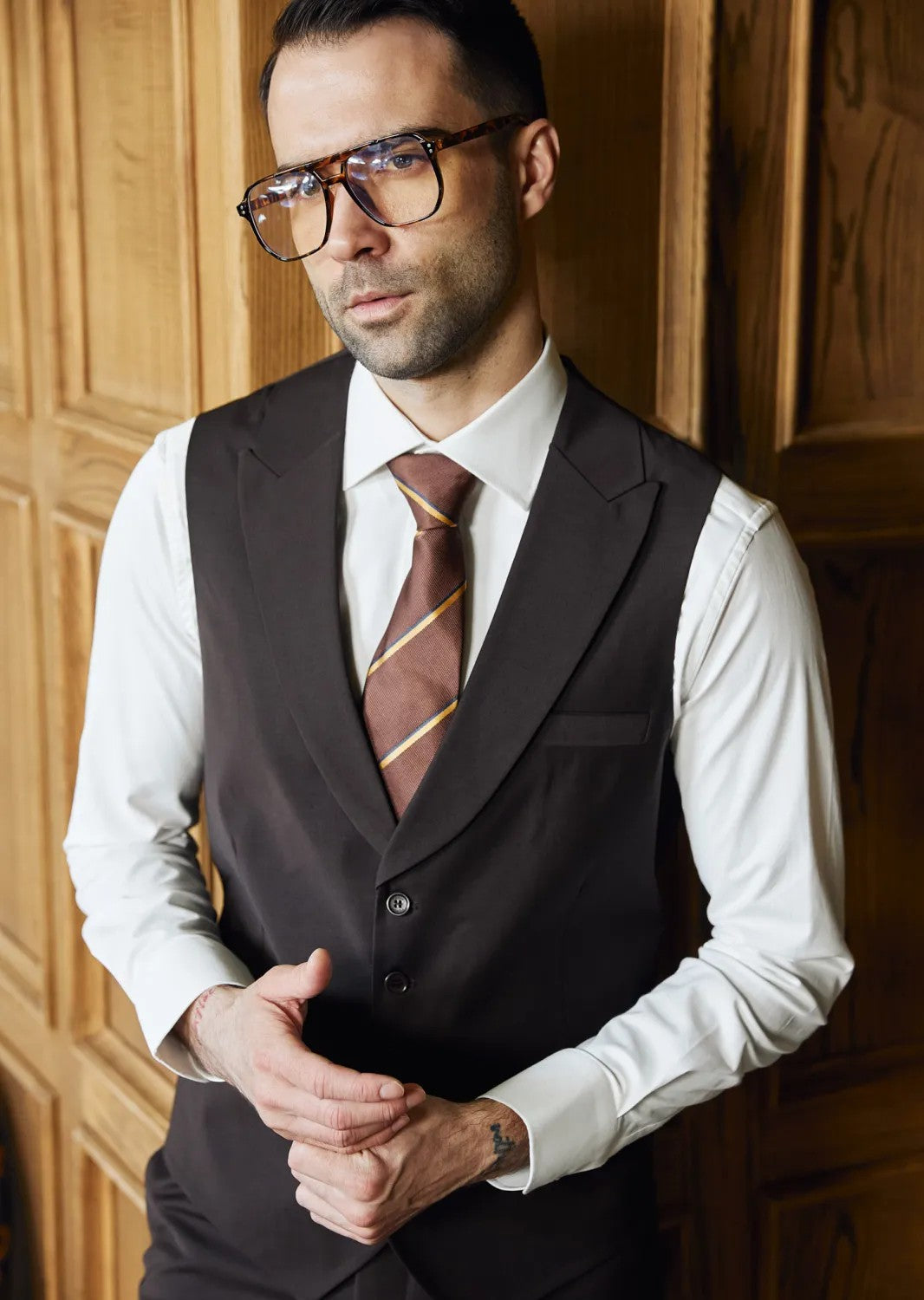 Fashion Men's 3 Pieces Flat Peak Lapel Tuxedos For Party (Blazer+vest+Pants) mens event wear