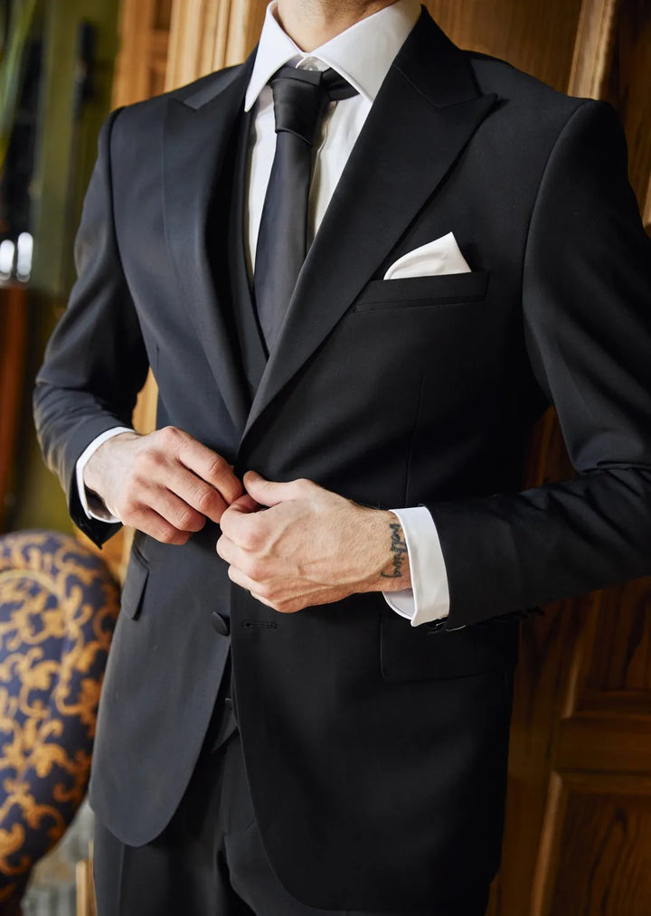 Fashion Men's 3 Pieces Flat Peak Lapel Tuxedos For Party (Blazer+vest+Pants) mens event wear