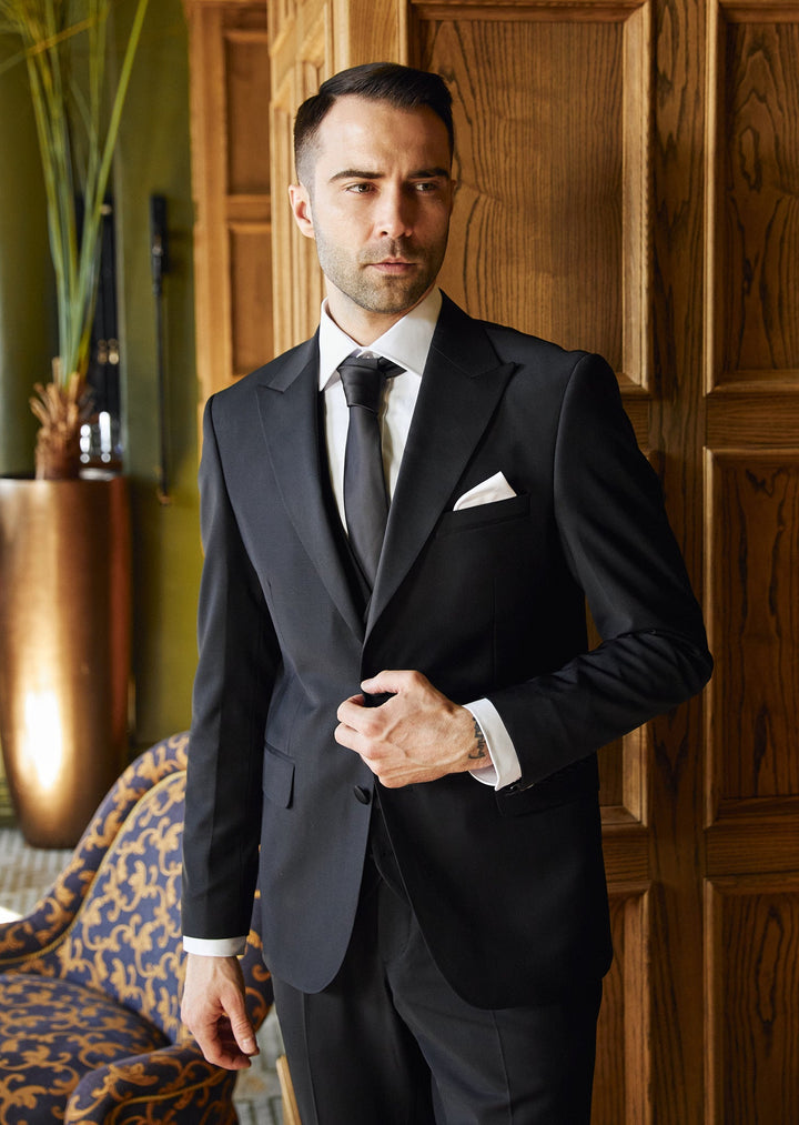 Fashion Men's 3 Pieces Flat Peak Lapel Tuxedos For Party (Blazer+vest+Pants) mens event wear