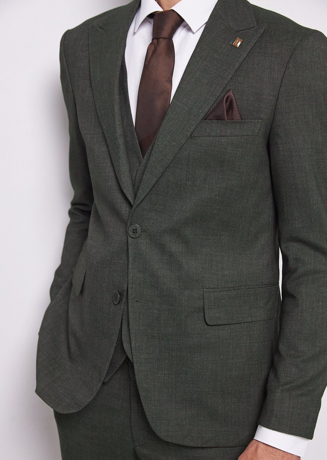 Fashion Men's 3 Pieces Flat Peak Lapel Tuxedos For Party (Blazer+vest+Pants) mens event wear