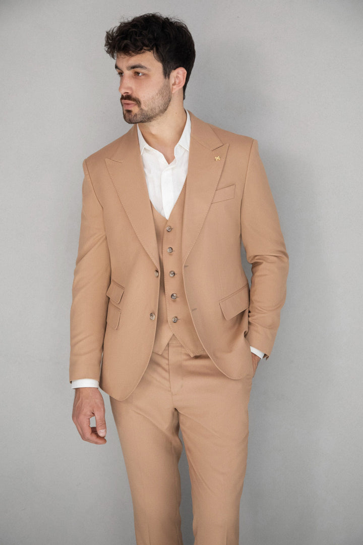 Fashion Men's 3 Pieces Flat Peak Lapel Tuxedos For Party (Blazer+vest+Pants) mens event wear