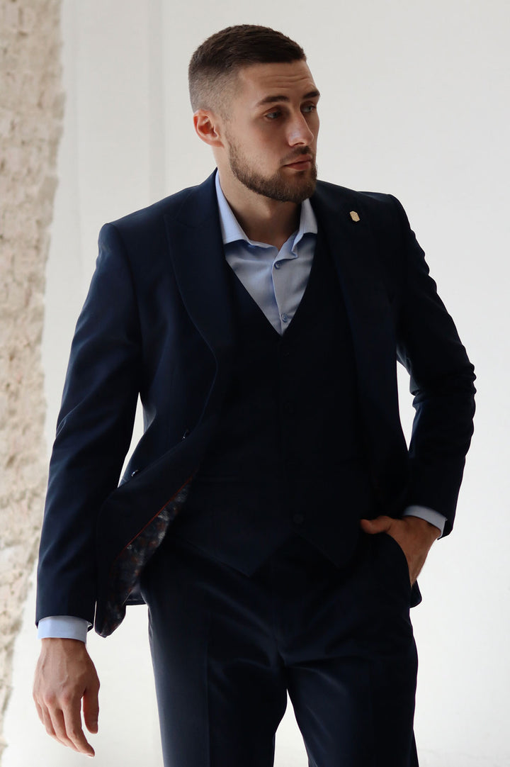 Fashion Men's 3 Pieces Flat Peak Lapel Tuxedos For Party (Blazer+vest+Pants) mens event wear