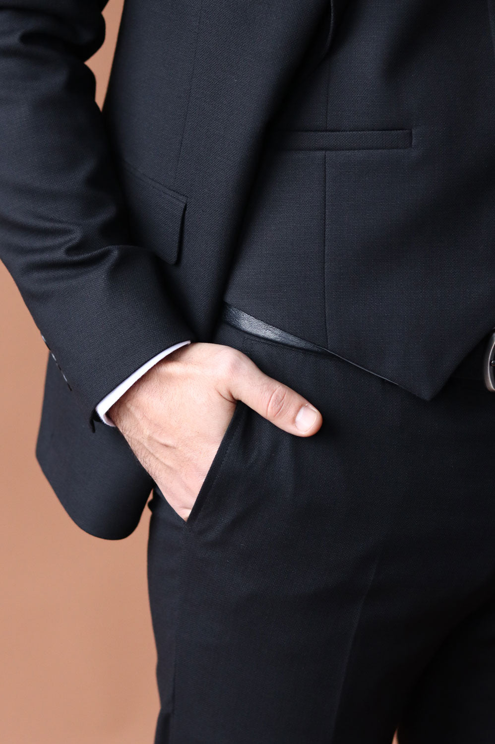 Fashion Men's 3 Pieces Flat Peak Lapel Tuxedos For Party (Blazer+vest+Pants) mens event wear