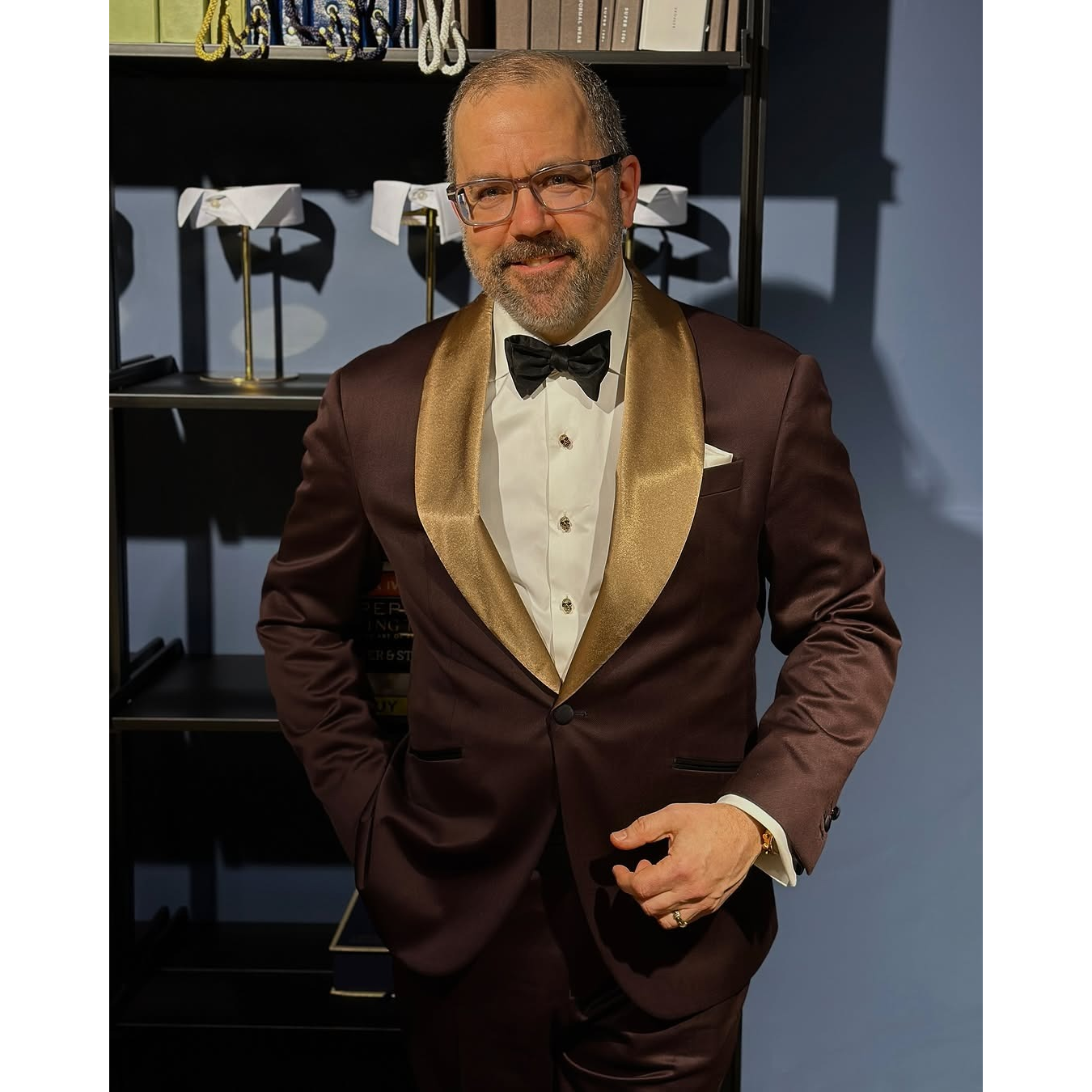 Fashionable Men's 2-piece Suit Shawl Lapel Wedding Suit (Blazer+