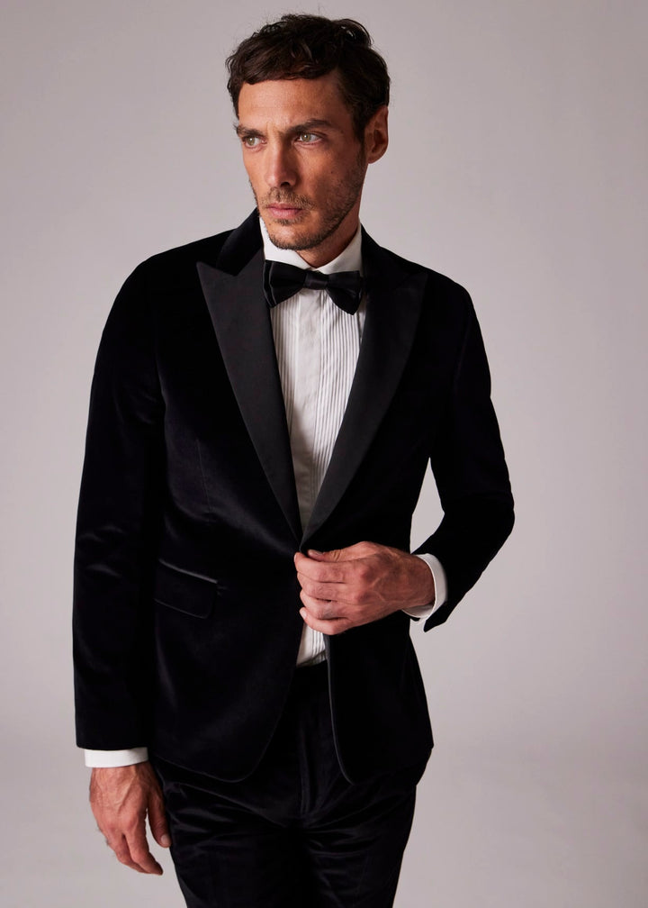 Fashionable Men's 2-piece Suit Velvet Peak Lapel Wedding Suit (Blazer+Pants) mens event wear