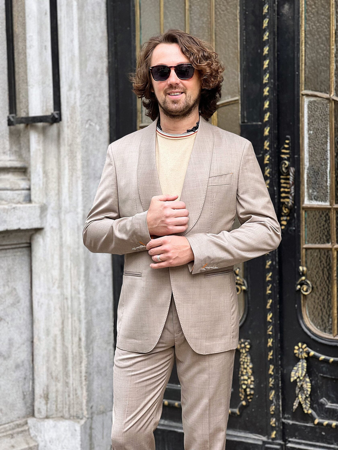 Fashionable Men's 2-piece Suit Velvet Shawl Lapel Wedding Suit (Blazer+Pants) mens event wear