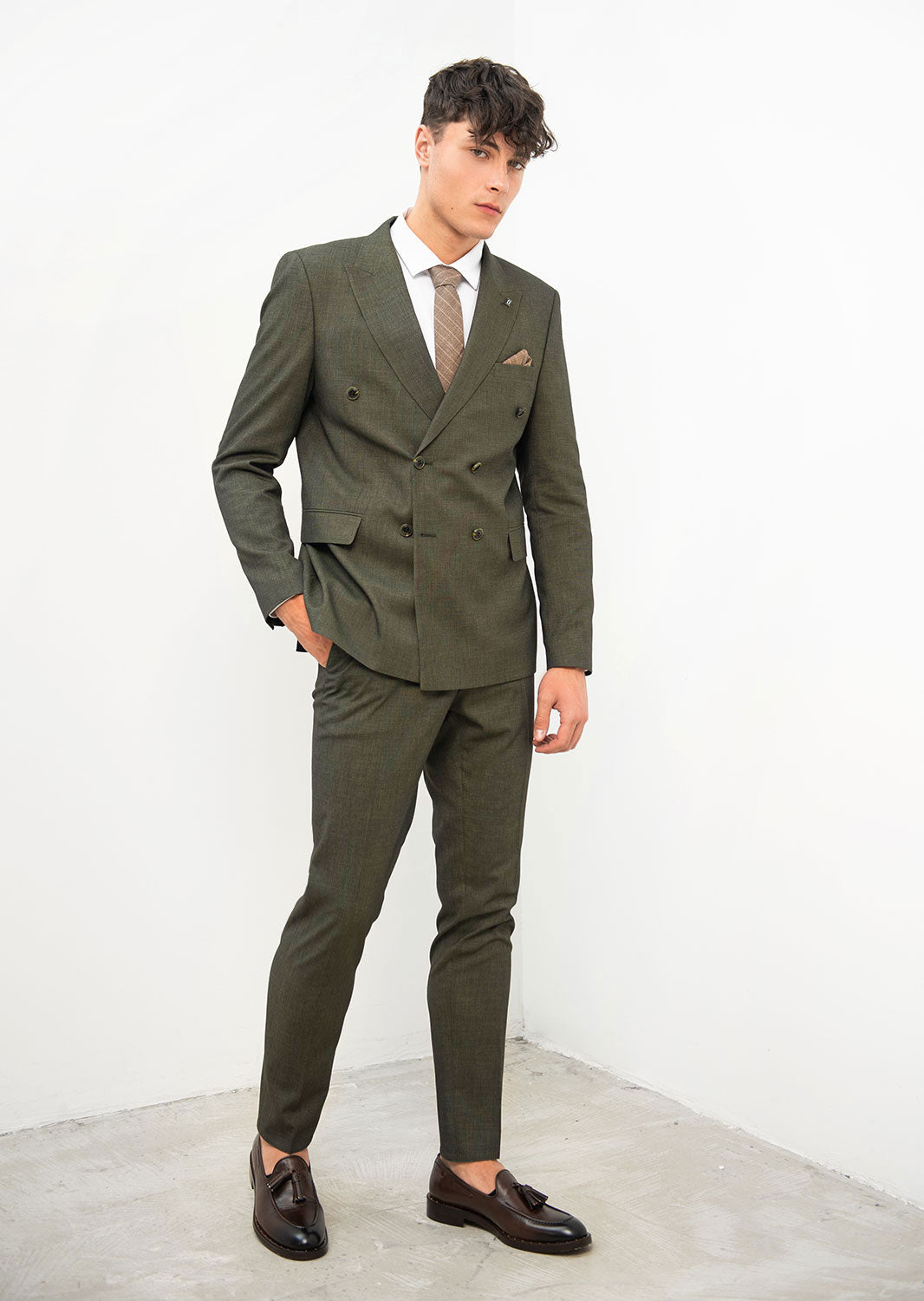 Formal 2 Pieces Mens Suit Flat Peak Lapel Tuxedos For Wedding (Blazer+Pants) mens event wear