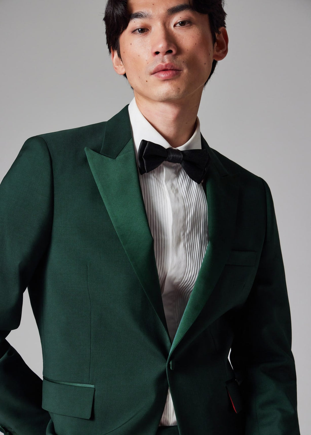 Formal 2 Pieces Mens Suit Flat Peak Lapel Tuxedos For Wedding (Blazer+Pants) mens event wear