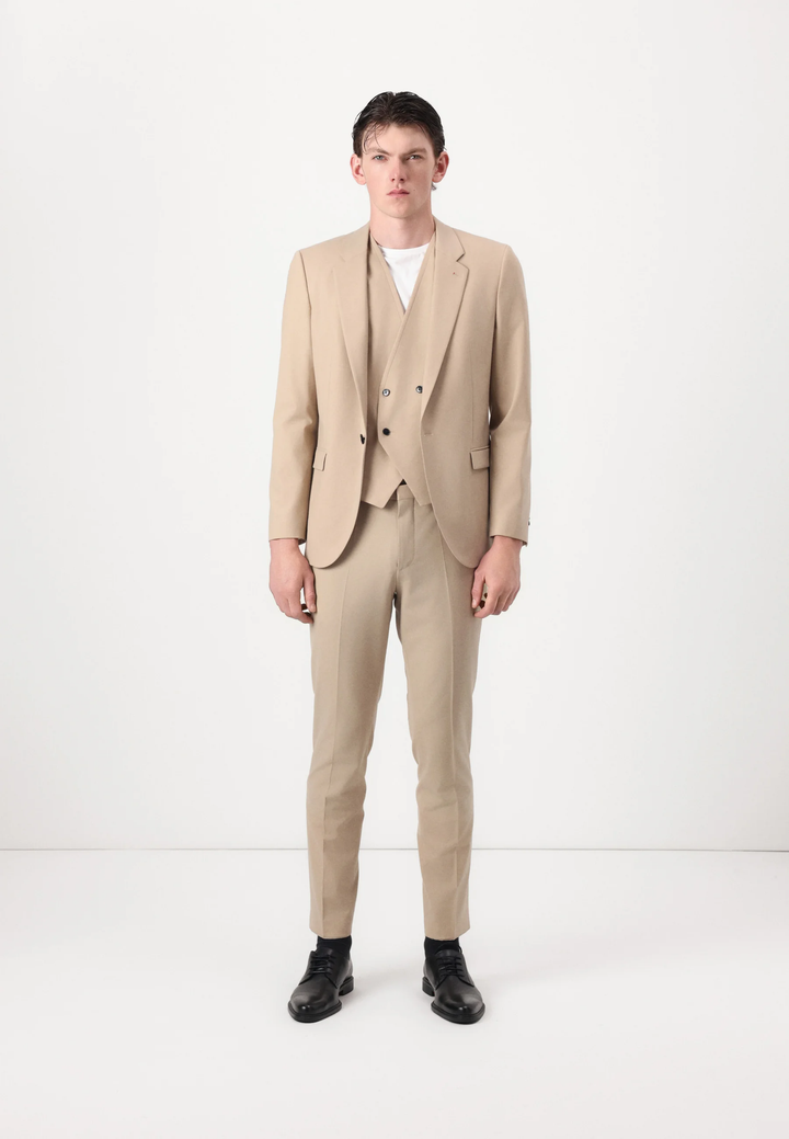 Formal Men's Suits Slim Fit 3 Pieces Peak Lapel Tuxedos (Blazer+Vest+ Pant) mens event wear