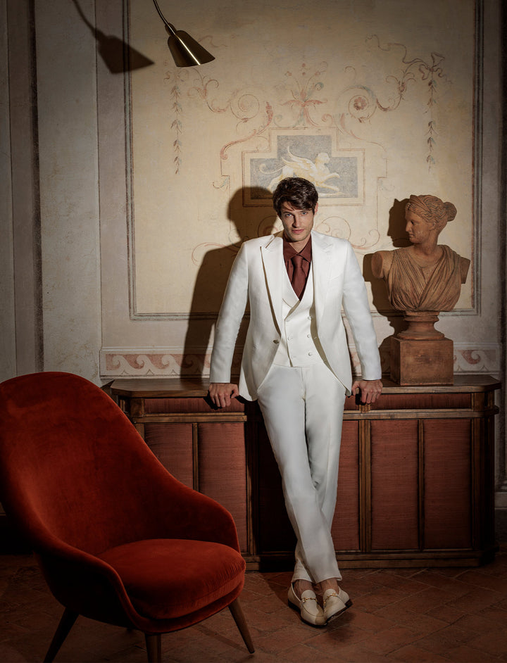 Formal Men's Suits Slim Fit 3 Pieces Peak Lapel Tuxedos (Blazer+Vest+ Pant) mens event wear