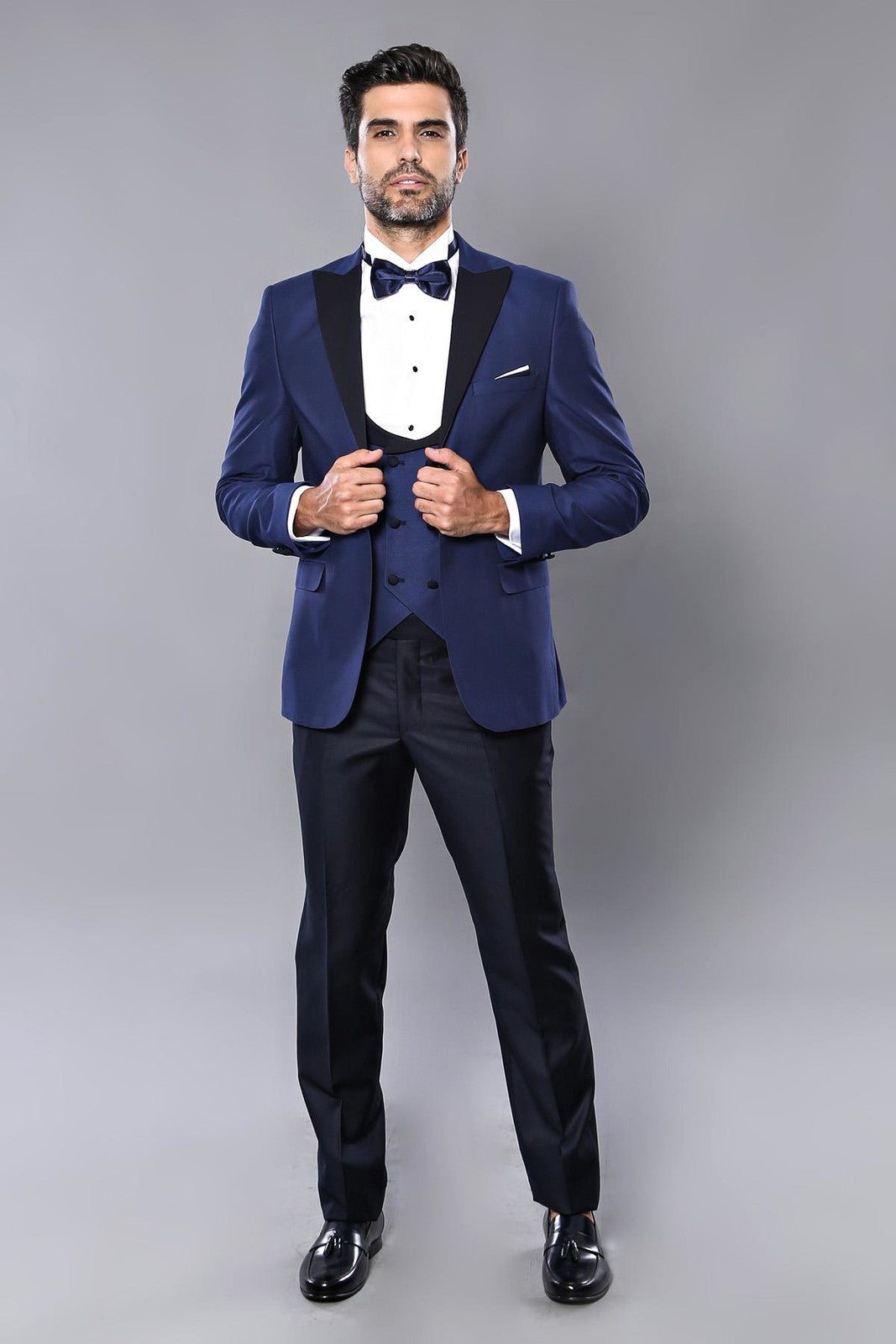 Formal Men's Suits Slim Fit 3 Pieces Peak Lapel Tuxedos For Prom(Blazer+Vest+ Pant) mens event wear