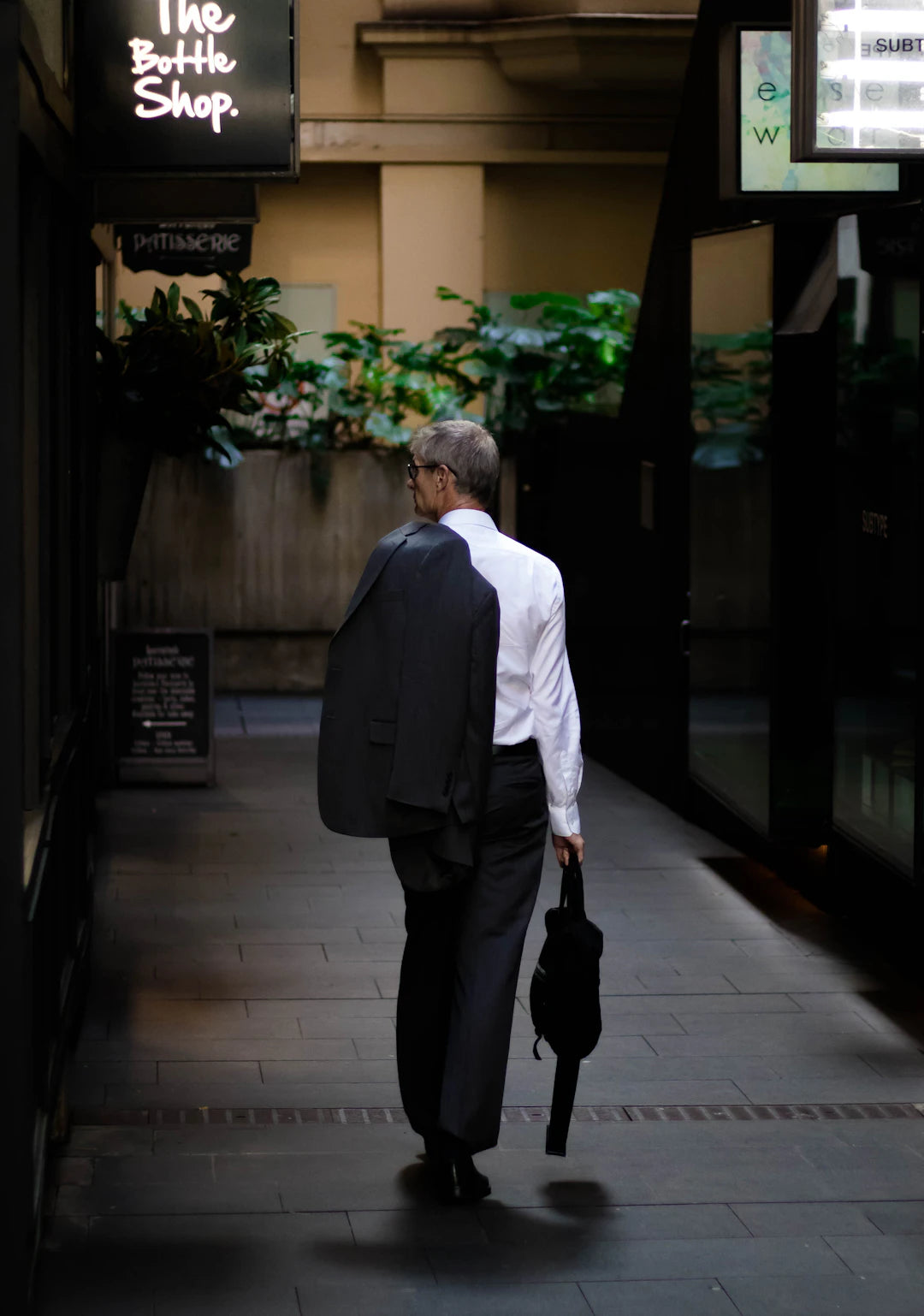 The Anatomy of a Perfect Fit Choosing Your Suit Size