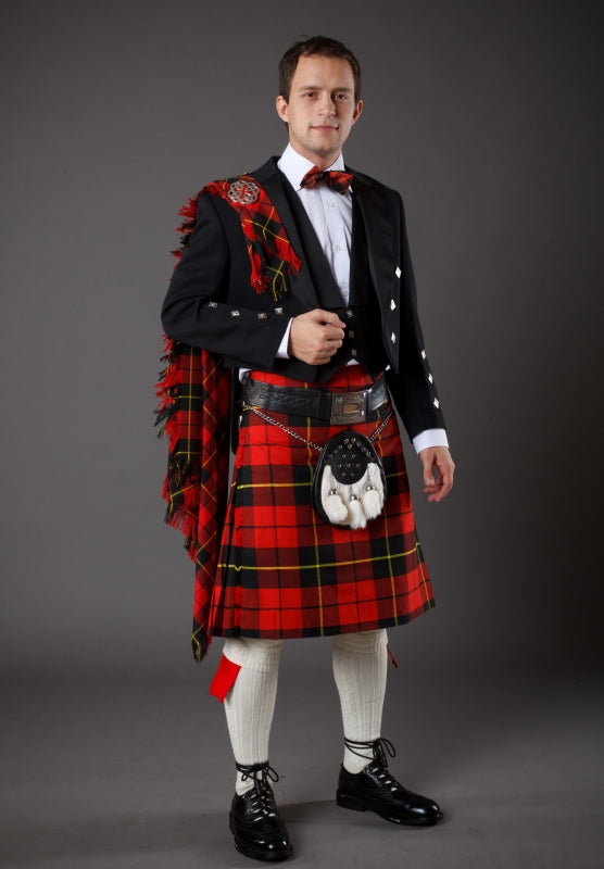 What accessories go well with kilt suits and jackets?