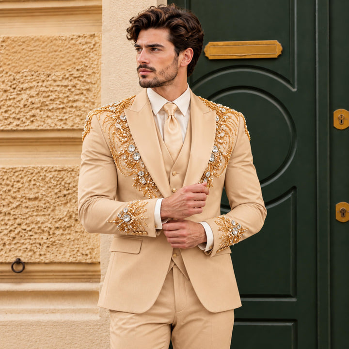 Luxury Champagne Peak Lapel Diamond 3 Pieces Men Suit For Wedding