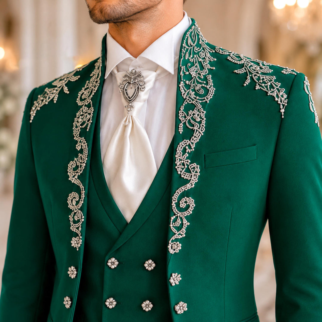 Luxury Mens Suit Shawl Lapel With Diamond 3 Pieces Suit