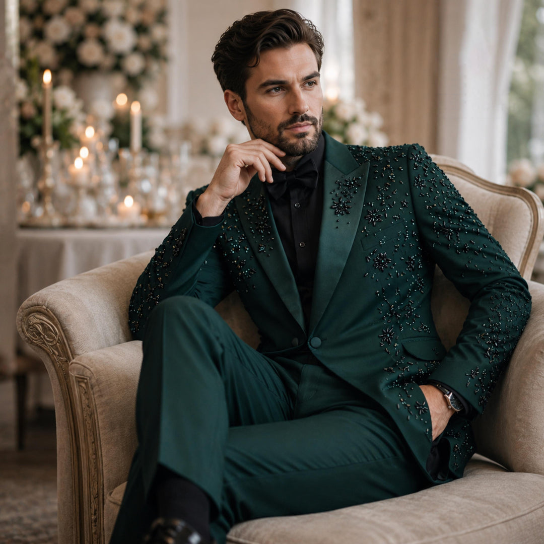Fashion Hunt Green And Diamond Peak Lapel 2 Pieces Men Suit