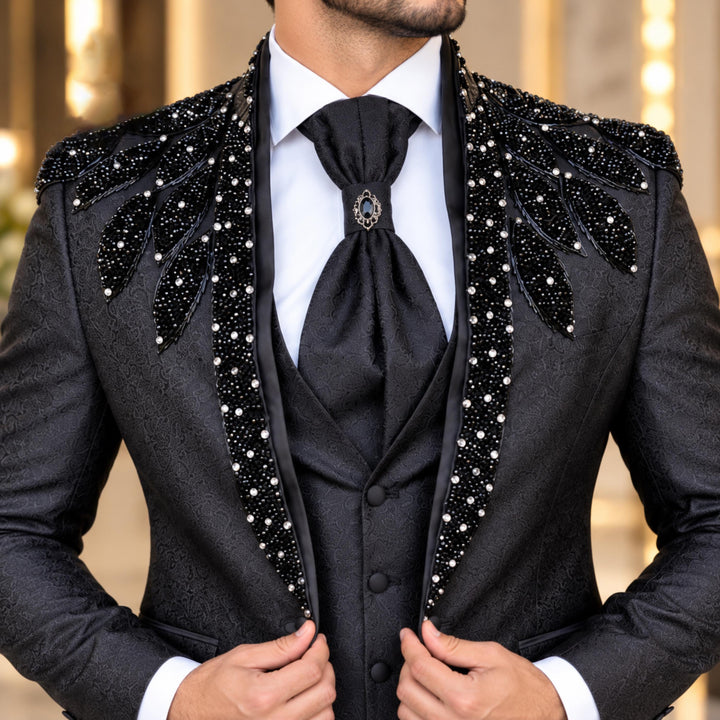 Luxury Black Mens Suit Shawl Lapel With Diamond 3 Pieces Suit