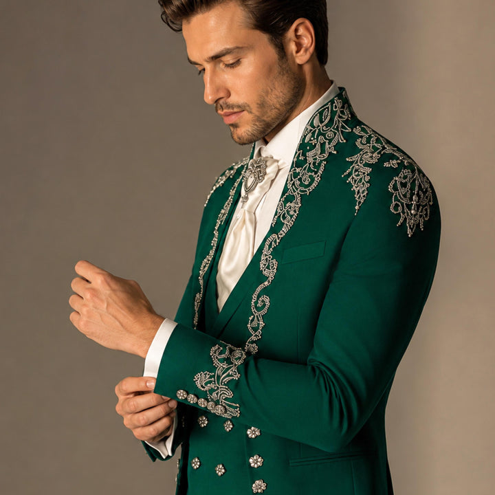 Luxury Mens Suit Shawl Lapel With Diamond 3 Pieces Suit
