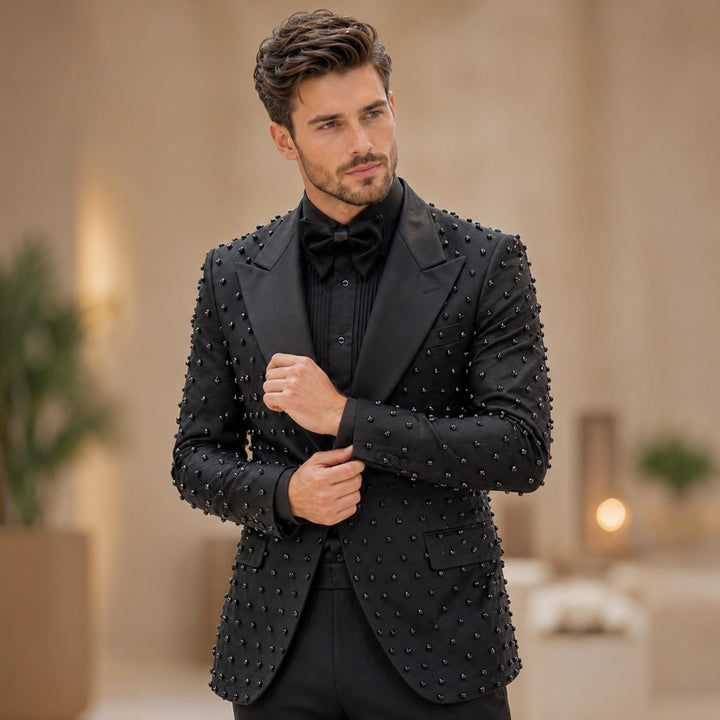 Fashion Black And Diamond Peak Lapel 2 Pieces Men Suit