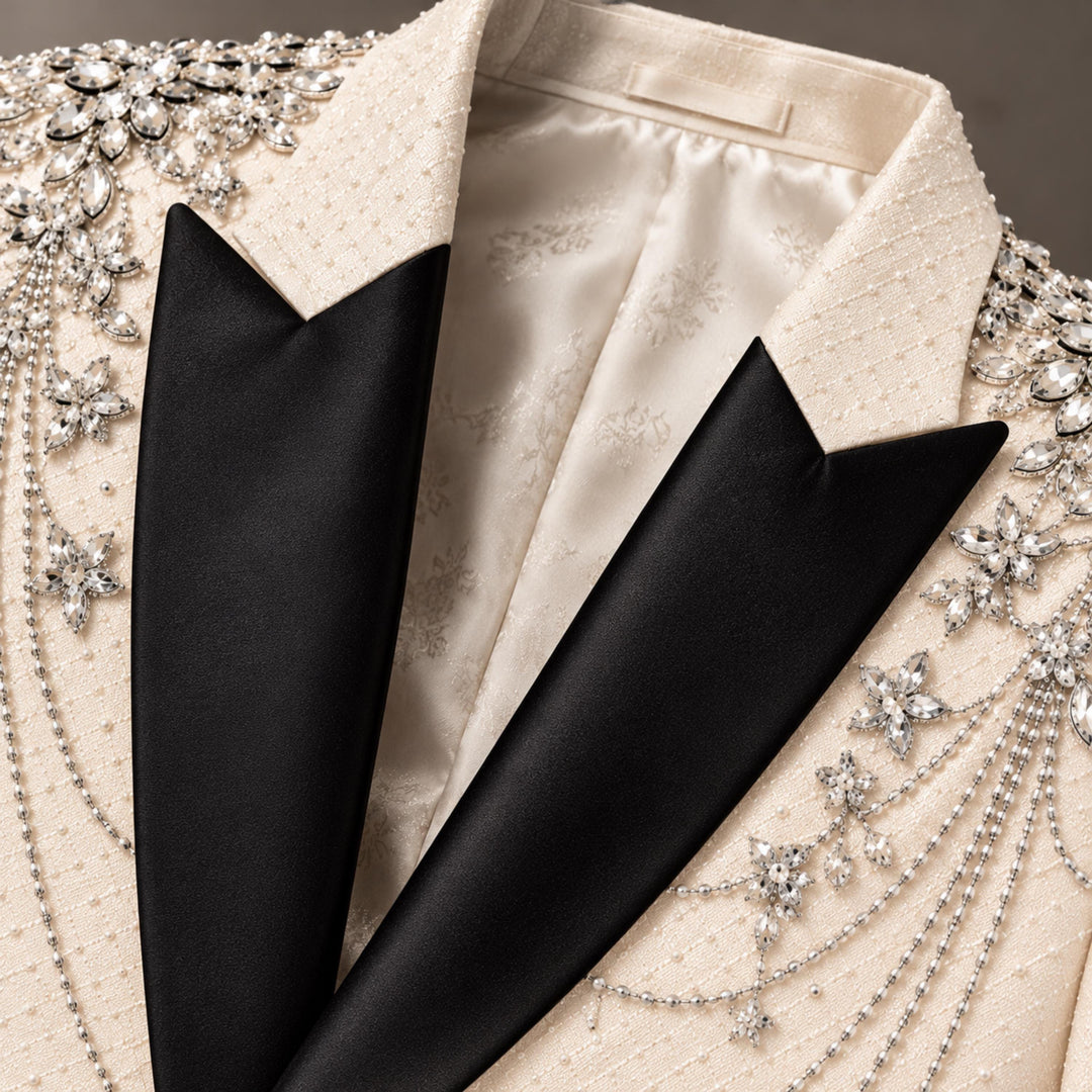 Fashion White And Diamond Peak Lapel 2 Pieces Men Suit