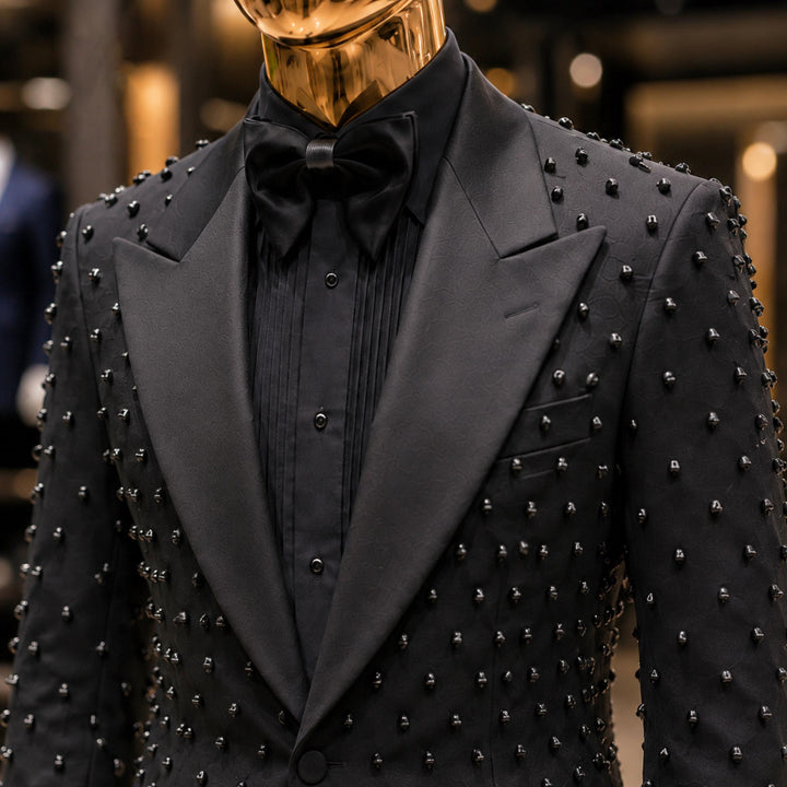 Fashion Black And Diamond Peak Lapel 2 Pieces Men Suit