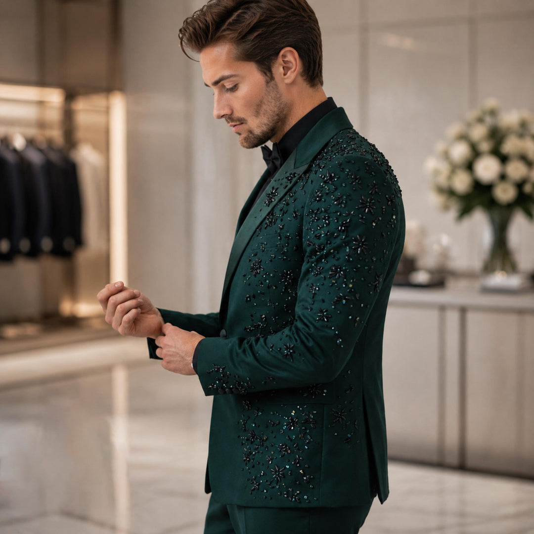 Fashion Hunt Green And Diamond Peak Lapel 2 Pieces Men Suit