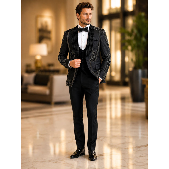 Luxury Black With Shawl Lapel Diamond 3 Pieces Men Suit