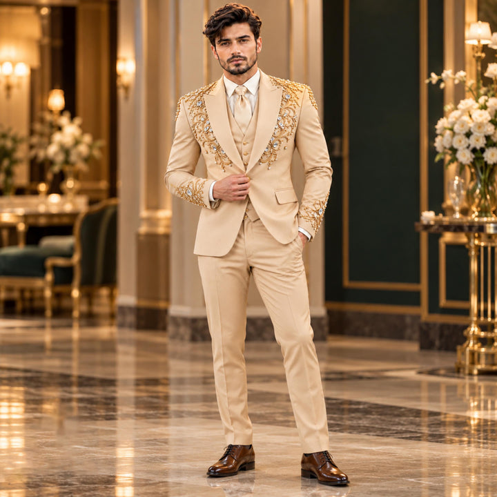 Luxury Champagne Peak Lapel Diamond 3 Pieces Men Suit For Wedding