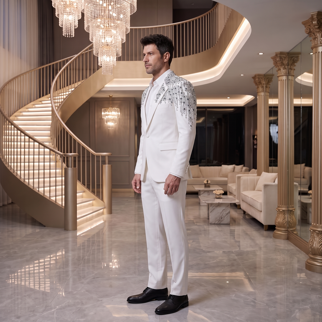 Fashion White And Emerald Diamond Notch Lapel 2 Pieces Men Suit