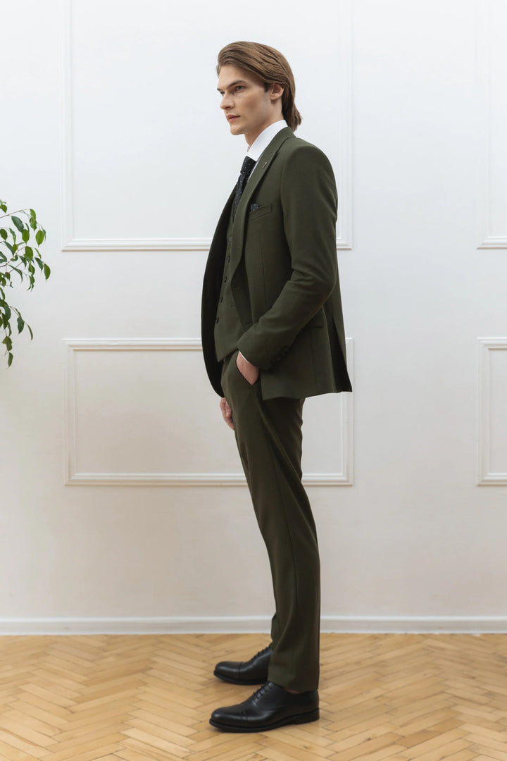 Fashion Men's 3 Pieces Flat Peak Lapel Tuxedos For Party (Blazer+vest+Pants) mens event wear
