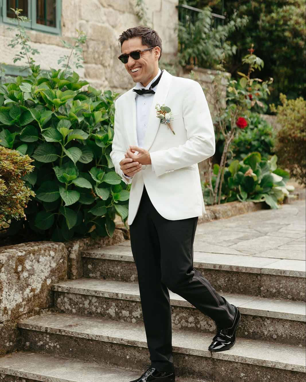 Fashionable Men's 2-piece Suit Shawl Lapel Wedding Suit (Blazer+Pants) mens event wear