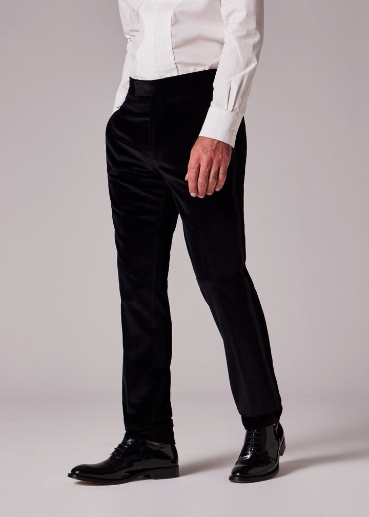 Fashionable Men's 2-piece Suit Velvet Peak Lapel Wedding Suit (Blazer+Pants) mens event wear