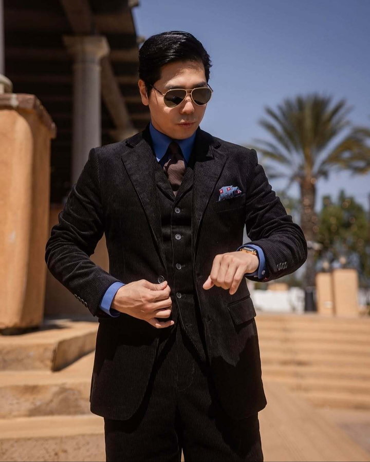 Formal 3 Pieces Mens Suit Corduroy Notch Lapel Tuxedos For Wedding (Blazer+Vest+Pants) mens event wear