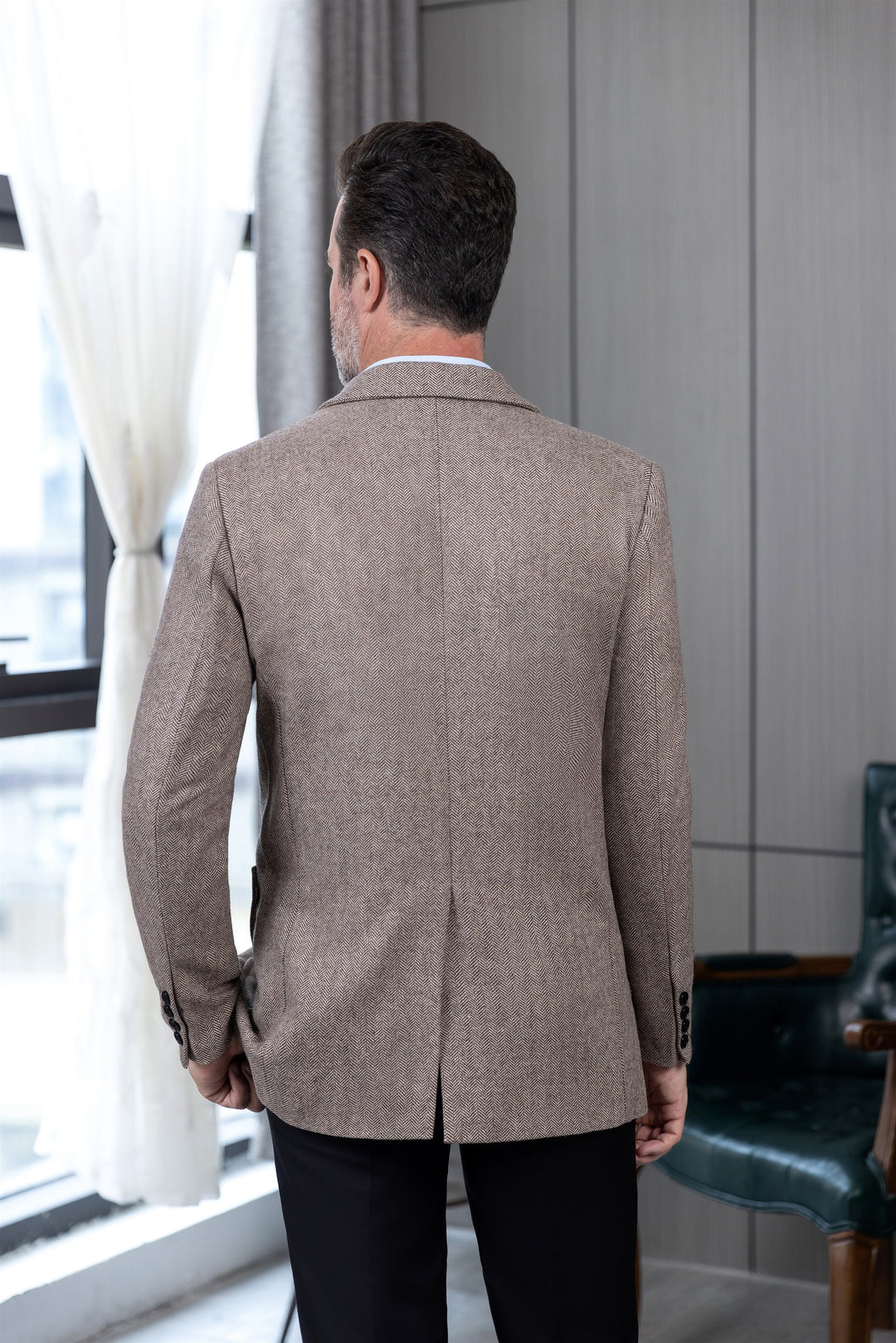 Formal Men's Classic Tweed Herringbone Peak Lapel Blazer mens event wear